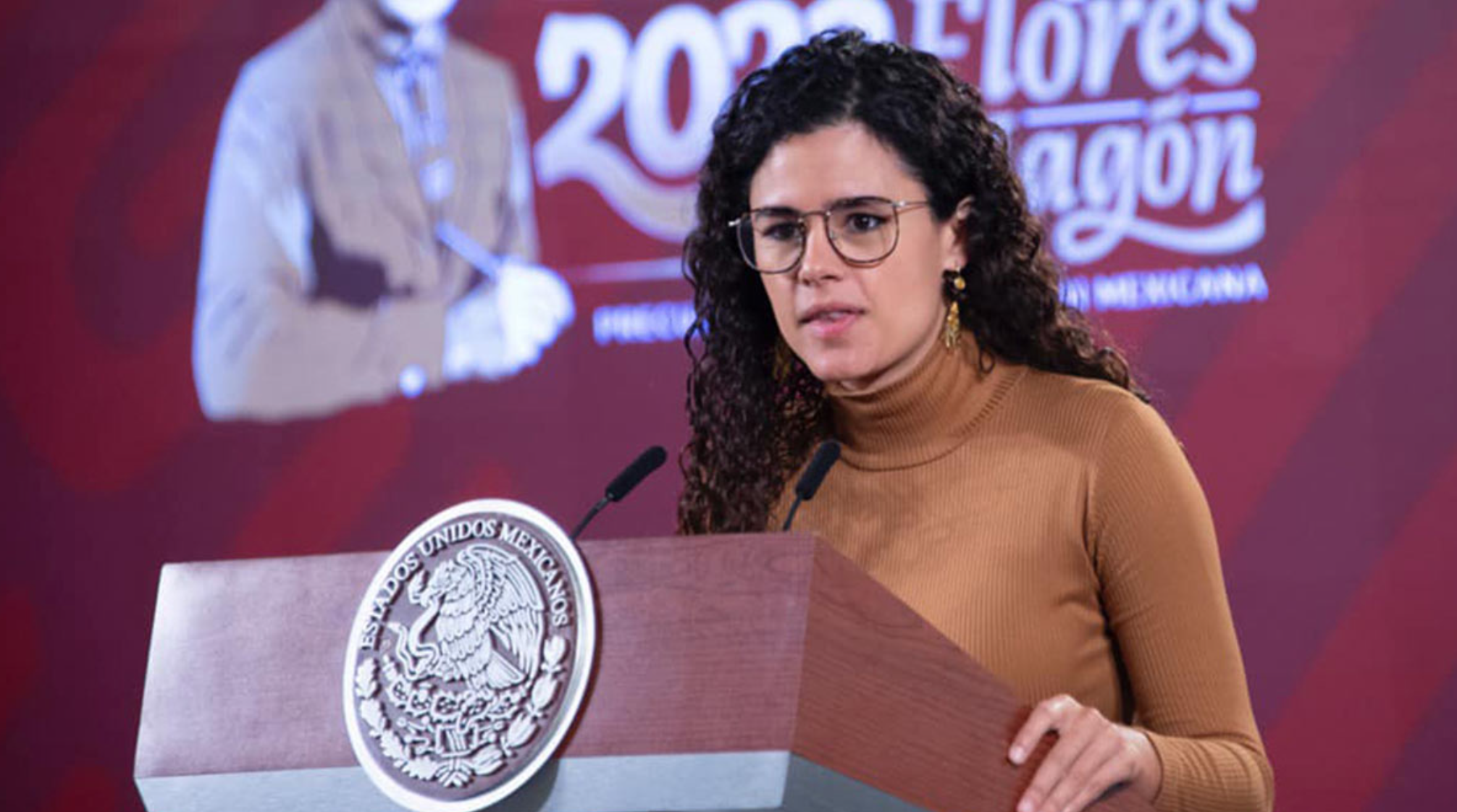 Luisa Alcalde celebra reforma a Ley de Amparo